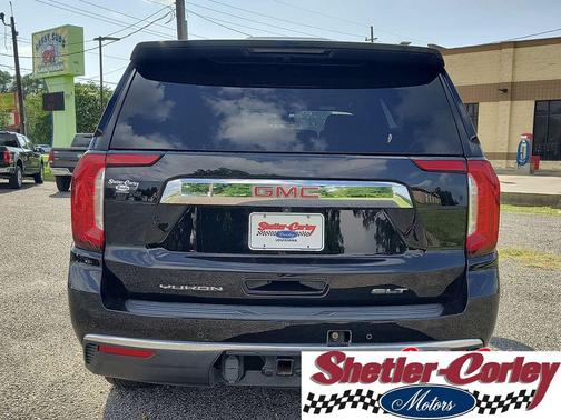 2022 GMC Yukon SLT
