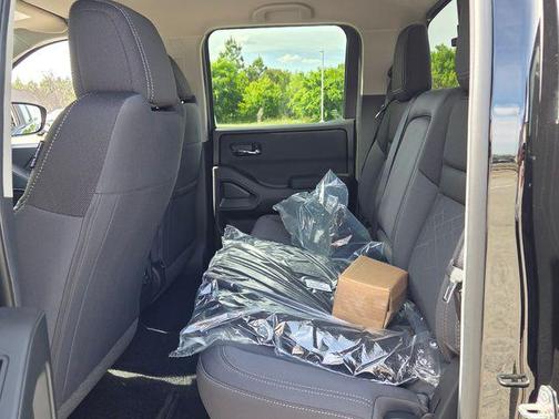 Super Black 2026 Nissan Frontier SV