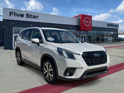 Crystal White Pearl 2024 Subaru Forester Limited