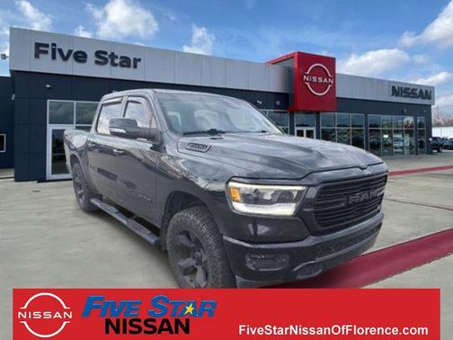 Diamond Black Crystal Pearlcoat 2019 RAM 1500 Big Horn