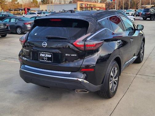 Magnetic Black Pearl 2021 Nissan Murano SV Intelligent AWD