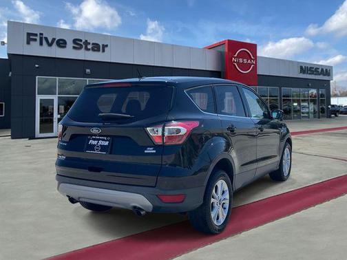 SHADOW BLACK 2017 Ford Escape SE