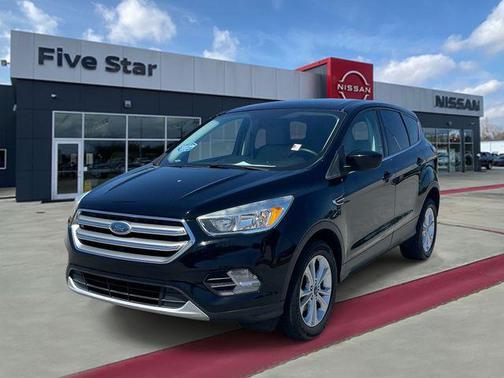 SHADOW BLACK 2017 Ford Escape SE