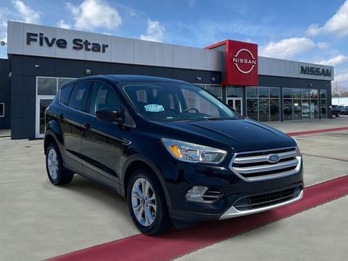 SHADOW BLACK 2017 Ford Escape SE