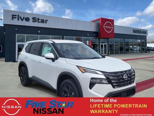 Everest White Pearl Tricoat 2026 Nissan Rogue SV