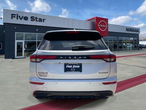 Alpine Frost 2026 Nissan Rogue Platinum