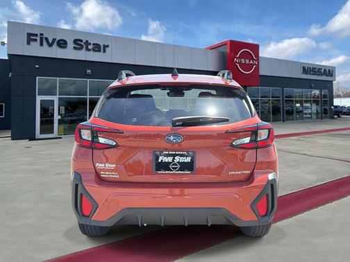 Sun Blaze Pearl 2025 Subaru Crosstrek Premium