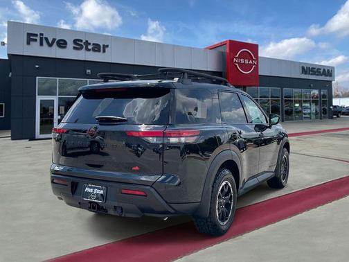 Super Black 2026 Nissan Pathfinder Rock Creek