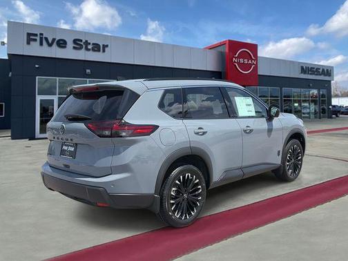 Boulder Gray Pearl 2026 Nissan Rogue Dark Armor