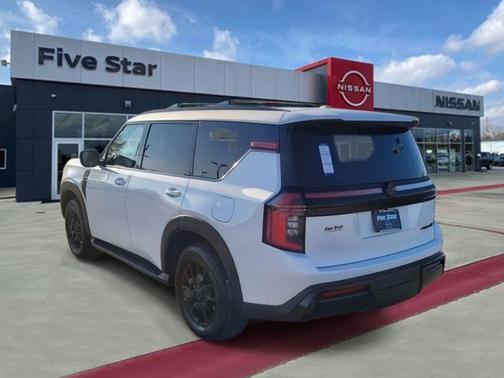 Aspen White Tricoat 2026 Nissan Armada PRO-4X