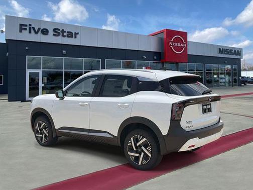Fresh Powder 2026 Nissan Kicks SV