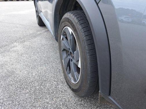 Gun Metallic 2024 Nissan Rogue SV