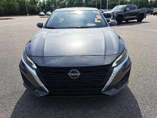 Gun Metallic 2023 Nissan Altima 2.5 SV