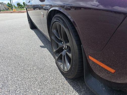 Hellraisin 2021 Dodge Challenger R/T Scat Pack