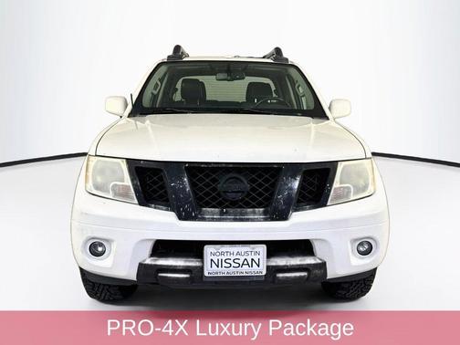 Glacier White 2013 Nissan Frontier Pro-4X