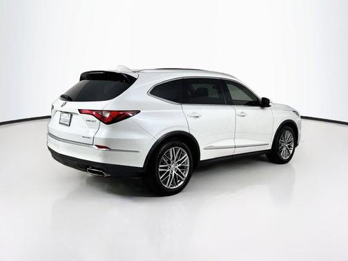 White 2022 Acura MDX Advance