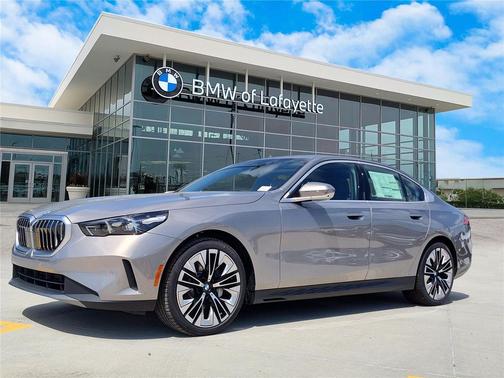 Oxide Grey Metallic 2026 BMW 530 530i