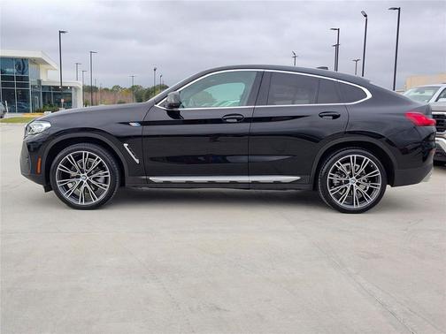 2022 BMW X4 xDrive30i