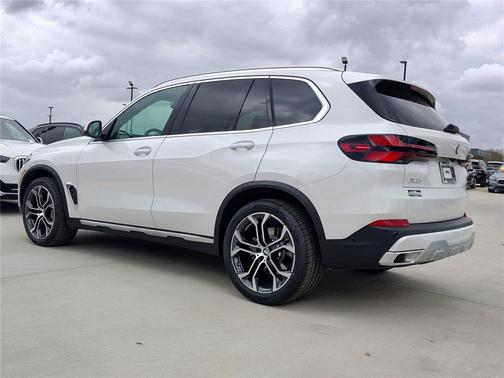 2026 BMW X5 sDrive40i
