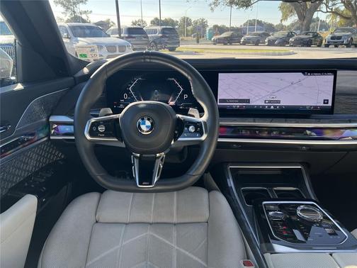 2023 BMW 760 i xDrive