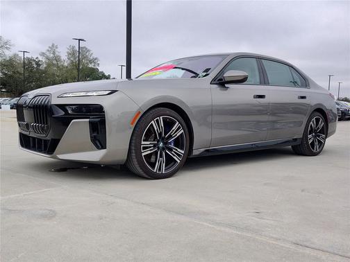 2023 BMW 760 i xDrive