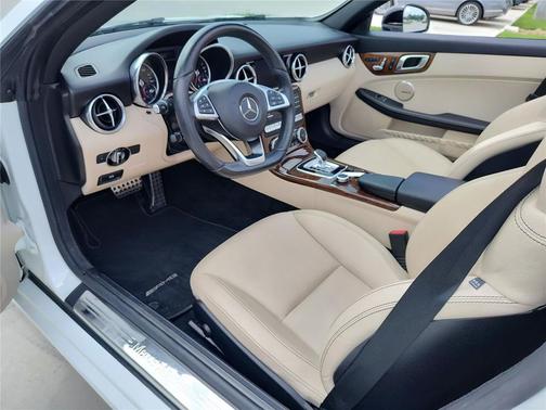2017 Mercedes-Benz SLC 300 SLC 300