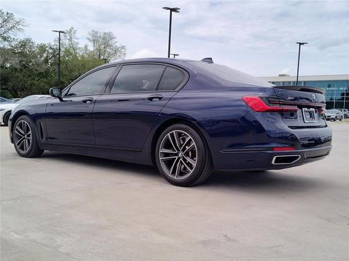 Tanzanite Blue II Metallic 2022 BMW 750 i xDrive