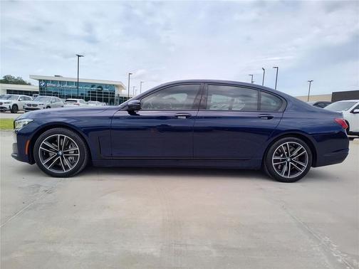 Tanzanite Blue II Metallic 2022 BMW 750 i xDrive