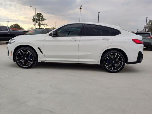 2024 BMW X4 M40i