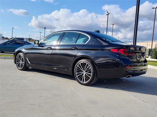 2022 BMW 540 i