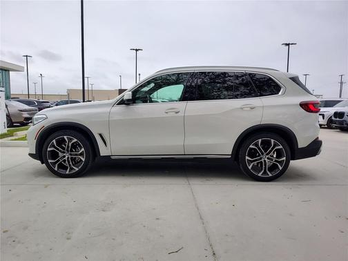 2022 BMW X5 sDrive40i