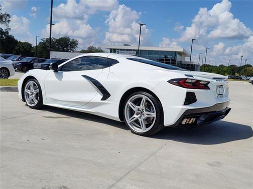 2023 Chevrolet Corvette Stingray w/1LT