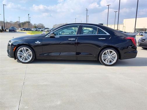 2023 Cadillac CT4 Premium Luxury