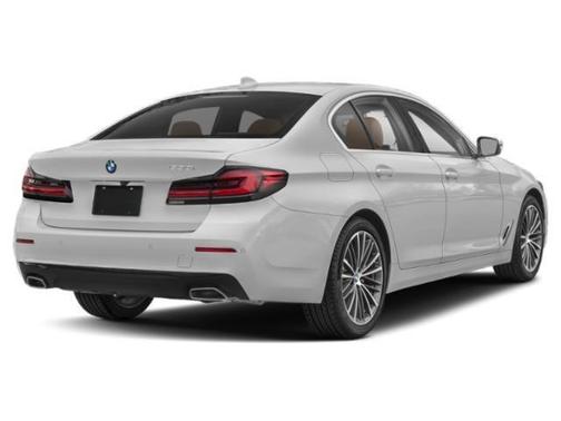 Mineral White Metallic 2023 BMW 530 i