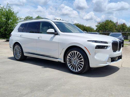 2025 BMW X7 xDrive40i