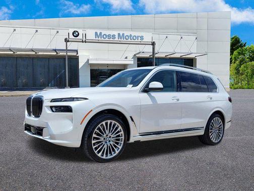 2025 BMW X7 xDrive40i