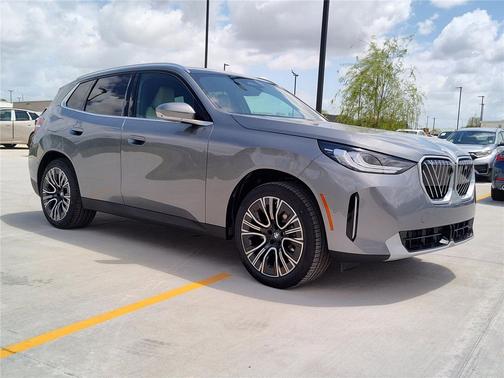 Skyscraper Grey Metallic 2026 BMW X3 30 xDrive