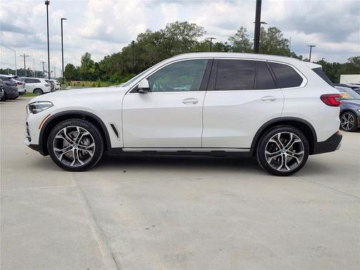 2023 BMW X5 sDrive40i