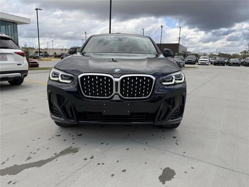 2025 BMW X4 xDrive30i