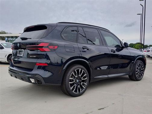 Carbon Black Metallic 2026 BMW X5 xDrive40i