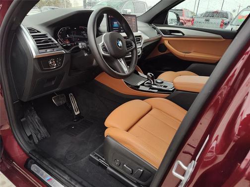 2025 BMW X4 xDrive30i