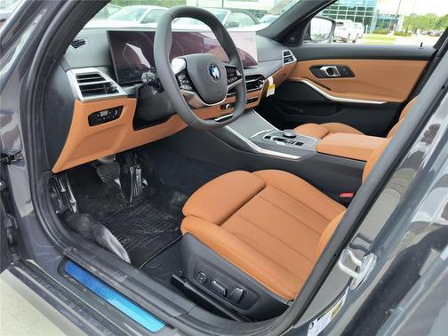 Dravit Grey Metallic 2026 BMW 330 330i