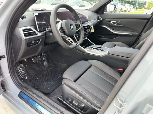 Brooklyn Grey Metallic 2026 BMW 330 330i