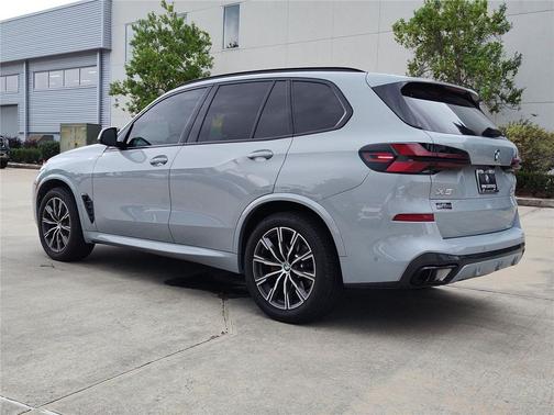 Brooklyn Grey Metallic 2025 BMW X5 sDrive40i