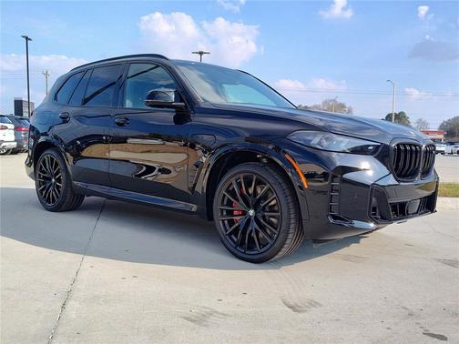2026 BMW X5 M60i