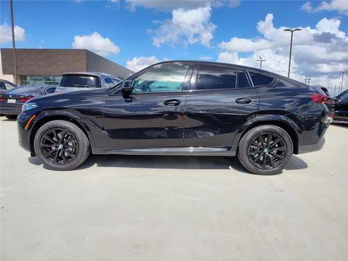 2025 BMW X6 xDrive40i