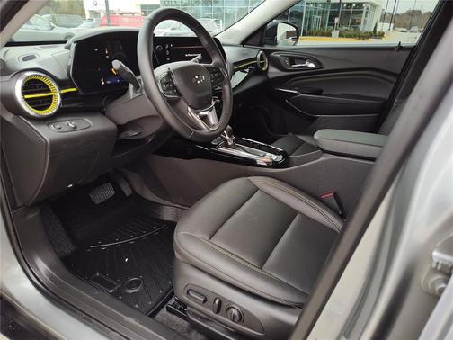 2025 Chevrolet Trax FWD ACTIV