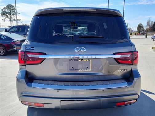 2021 INFINITI QX80 Luxe