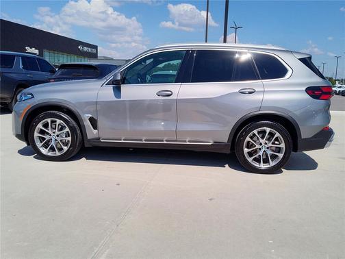 2025 BMW X5 xDrive40i