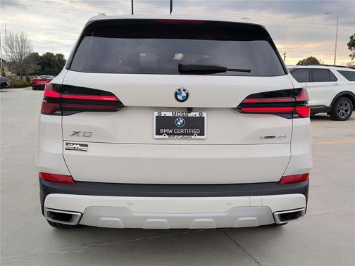 Alpine White 2025 BMW X5 sDrive40i